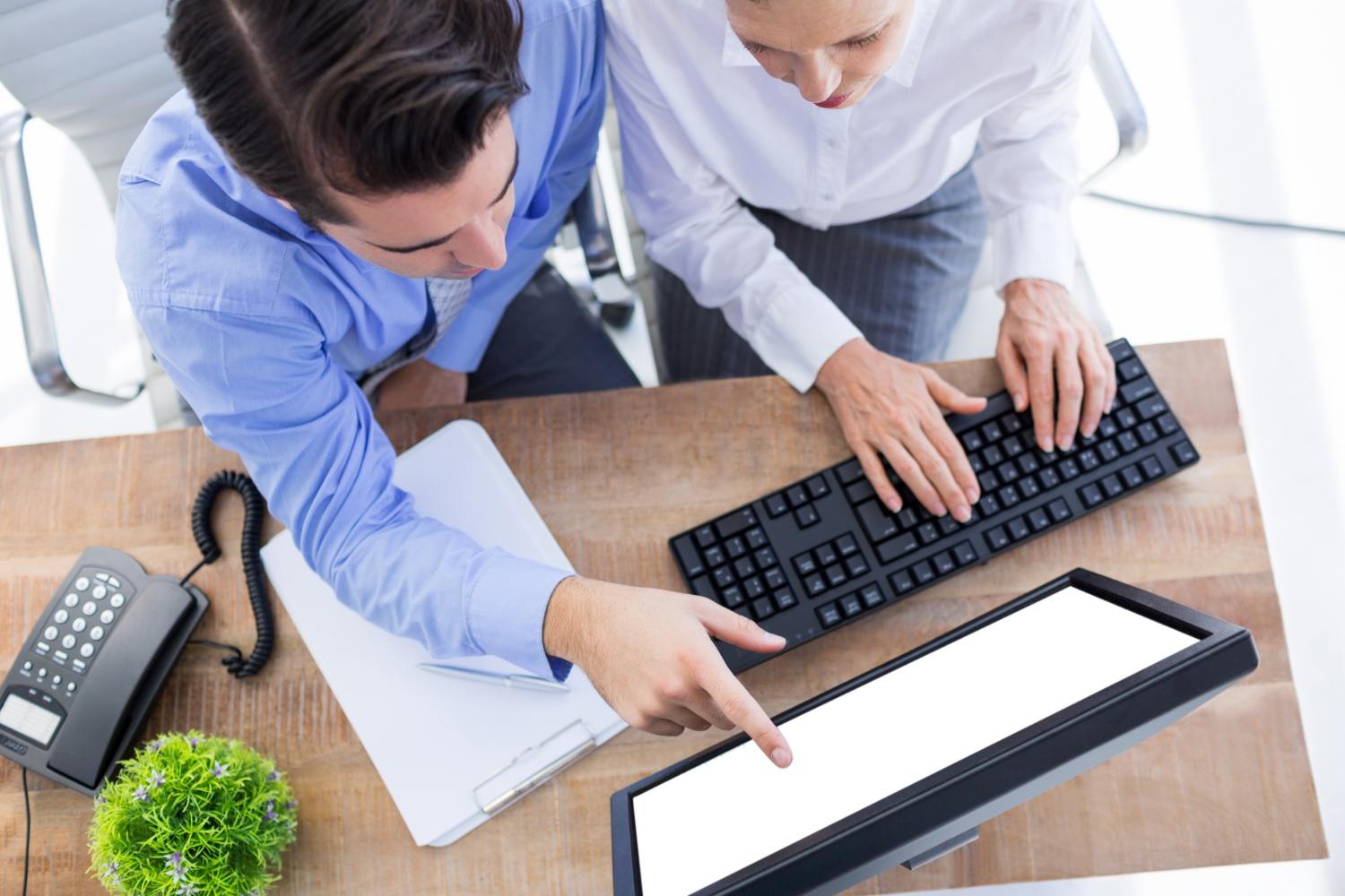 Business needs analysis and selection of ideal software 